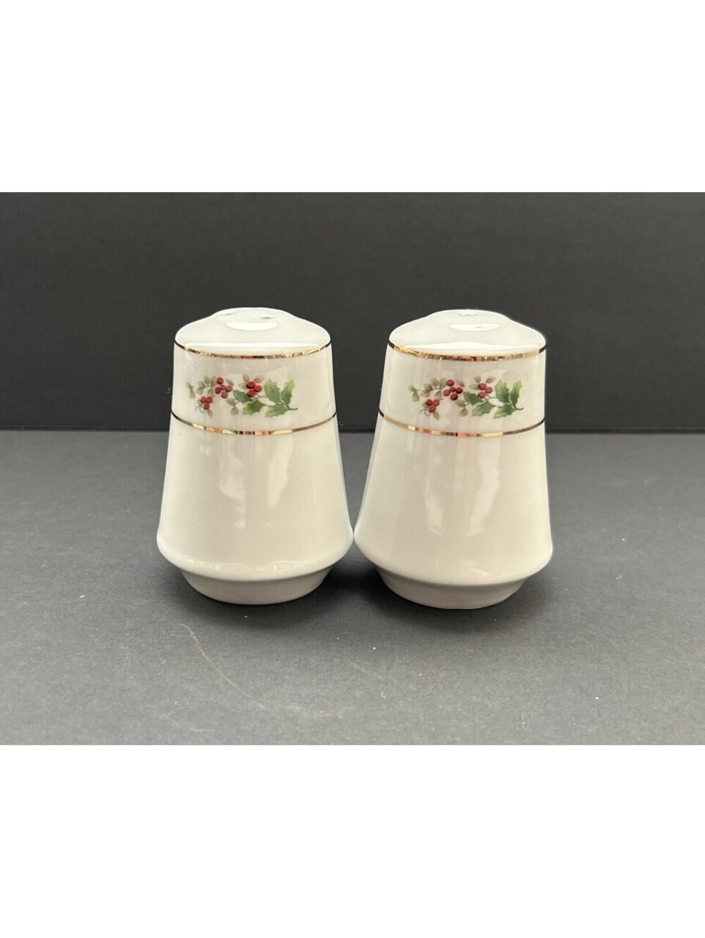 Christmas Holly Berry White Salt & Pepper Shakers Set Gold Trim Porcelain